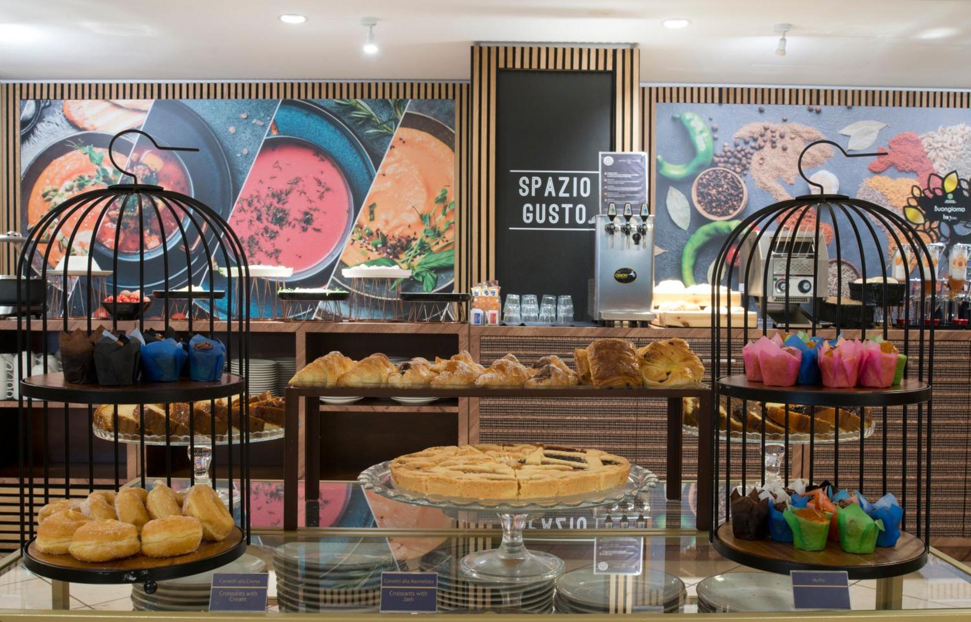 Hotel The Brand Rome Bagian luar foto