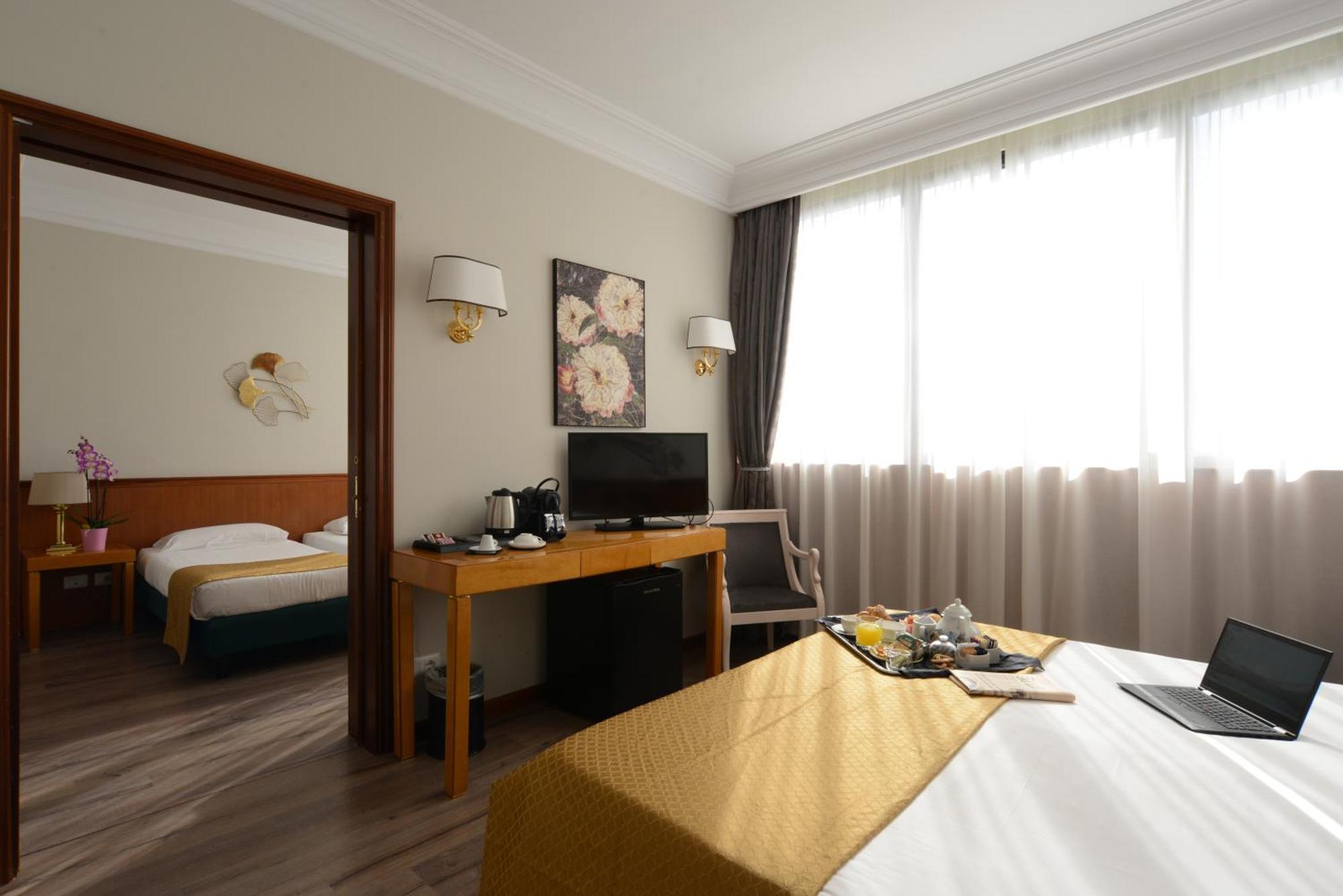 Hotel The Brand Rome Bagian luar foto